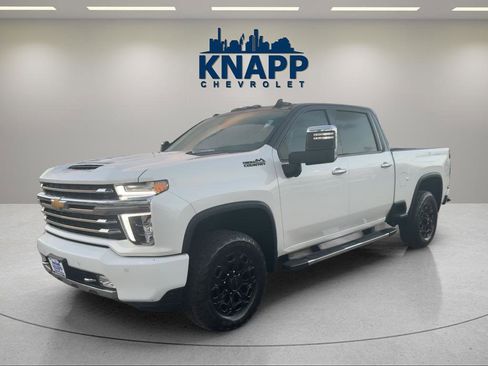 Used 2022 Chevrolet Silverado 2500 High Country w/ Technology Package image 1
