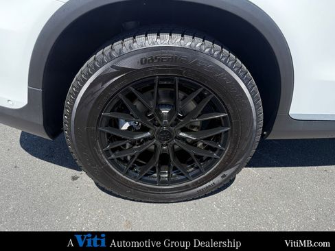 Certified 2022 Mercedes-Benz GLC 300 image 14