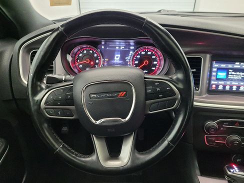 Used 2022 Dodge Charger SXT w/ Leather Interior Group RWD image 22