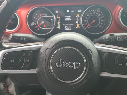 Used 2021 Jeep Wrangler Unlimited Rubicon w/ Dual Top Group AWD/4WD image 20