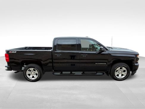 Used 2017 Chevrolet Silverado 1500 LT w/ All Star Edition AWD/4WD image 4