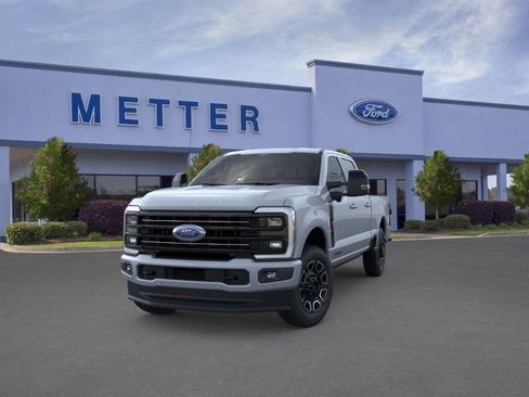 New 2026 Ford F250 Platinum w/ FX4 Off-Road Package image 2