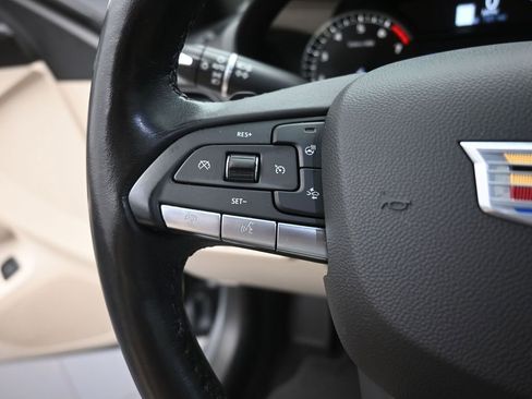 Used 2020 Cadillac CT4 Premium Luxury RWD image 3