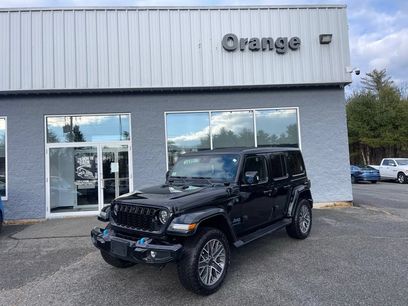 Used 2024 Jeep Wrangler High Altitude