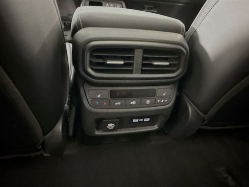 Certified 2023 Honda Pilot Elite image 30