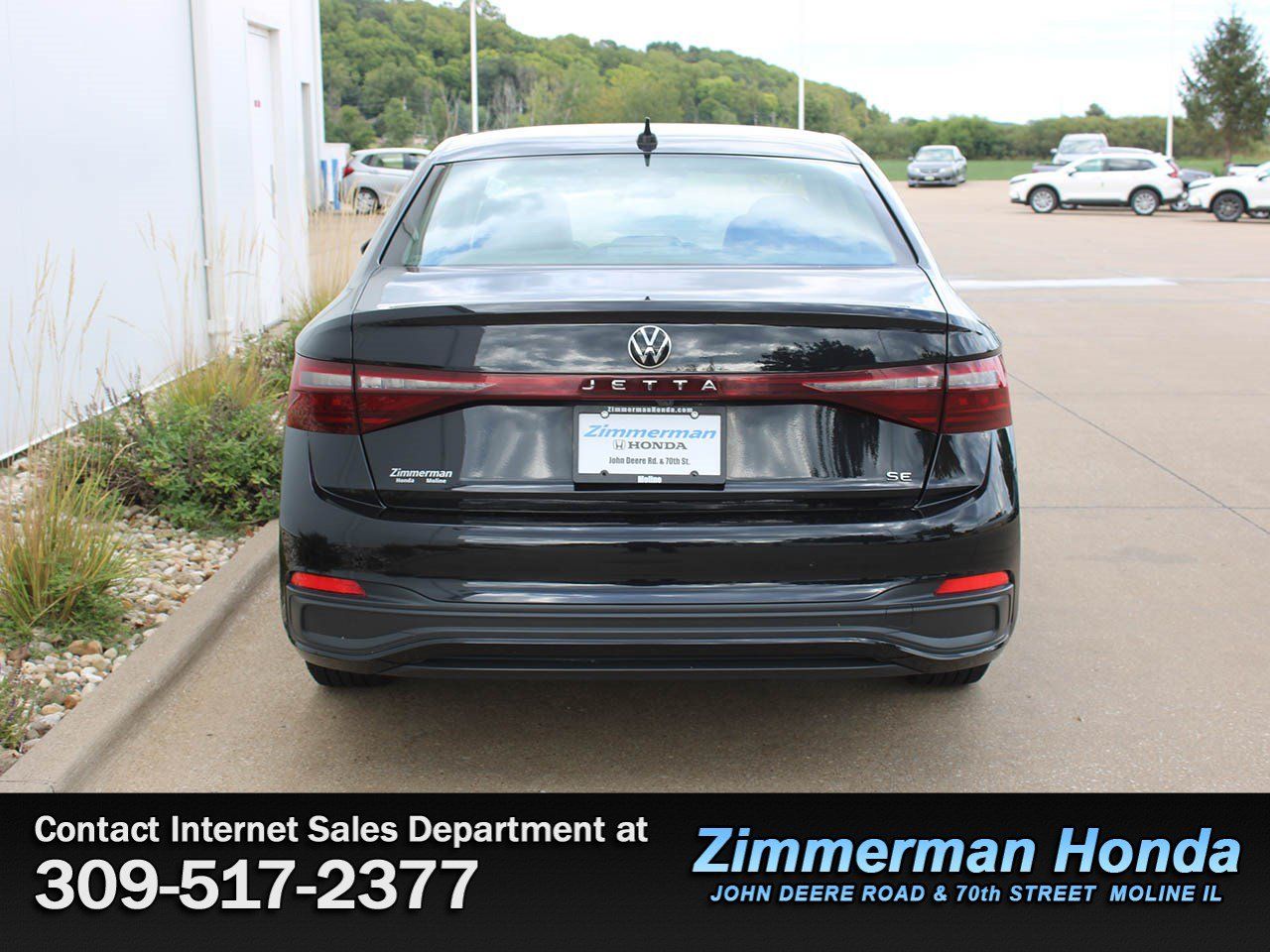 Used 2025 Volkswagen Jetta SE FWD image 5