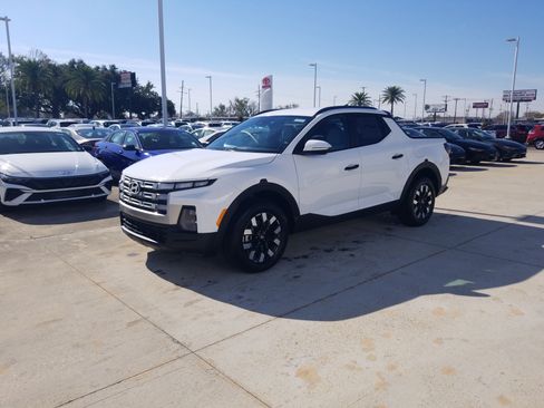 New 2026 Hyundai Santa Cruz SEL FWD image 3