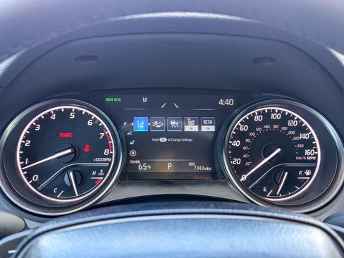 Used 2024 Toyota Camry SE w/ Convenience Package image 22