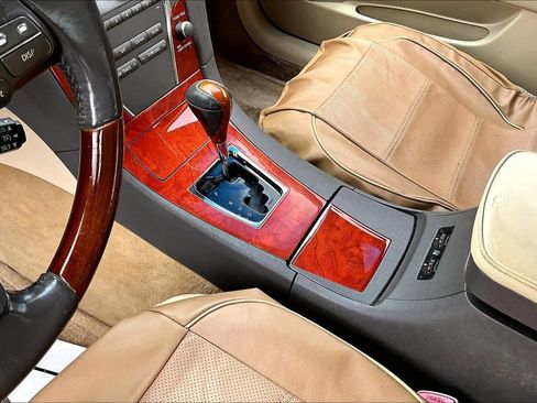 Used 2011 Lexus ES 350 FWD image 15
