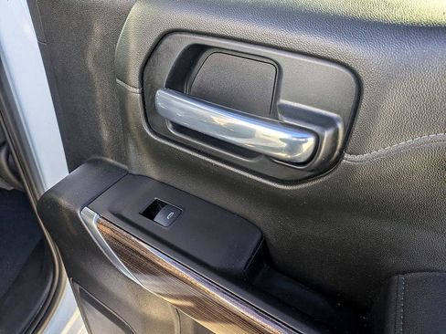 Used 2021 Chevrolet Silverado 1500 RST image 28