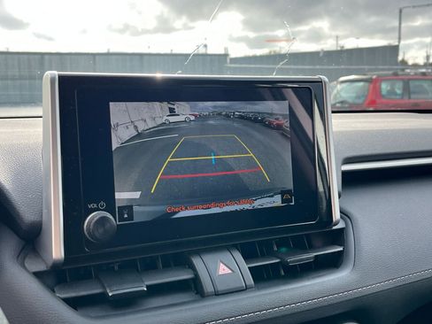 Used 2025 Toyota RAV4 LE image 17