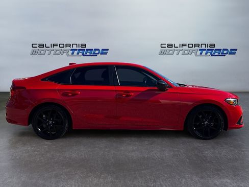 Used 2024 Honda Civic Sport image 4