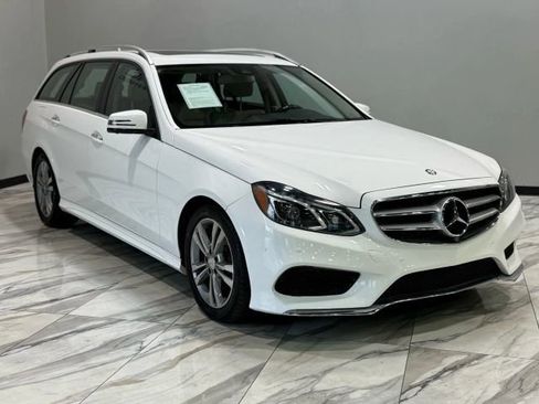 Used 2014 Mercedes-Benz E 350 w/ Premium 1 Package image 54