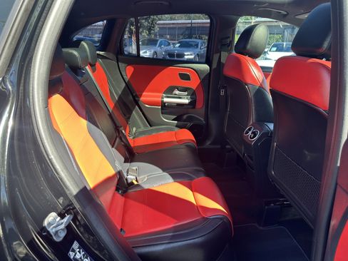 Used 2023 Mercedes-Benz GLA 45 AMG 4MATIC image 22