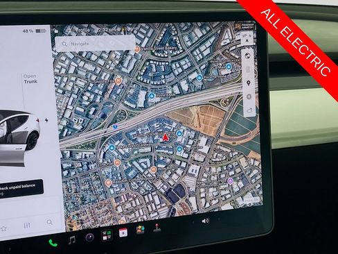 Used 2022 Tesla Model Y Long Range AWD/4WD image 13