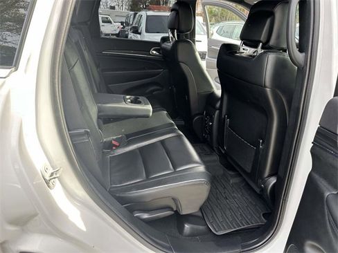 Certified 2022 Jeep Grand Cherokee Limited image 22