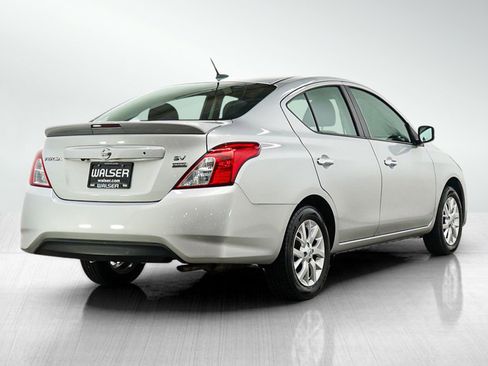 Used 2018 Nissan Versa SV w/ SV Special Edition Package FWD image 5