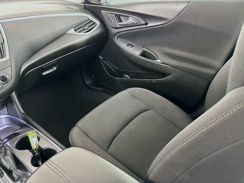 Used 2024 Chevrolet Malibu LT image 29