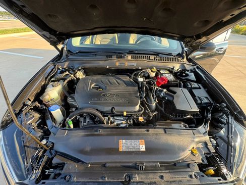 Used 2018 Ford Fusion SE w/ Fusion SE Technology Package FWD image 60