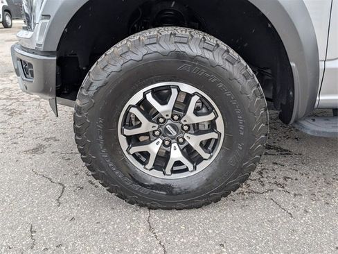 Used 2023 Ford F150 Raptor image 6