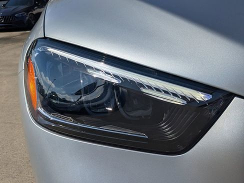 Used 2025 Mercedes-Benz GLE 450e 4MATIC image 25