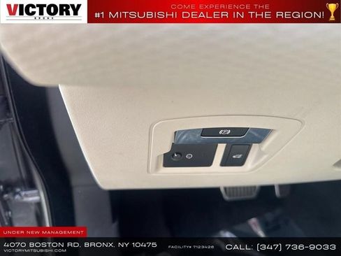 Used 2020 Land Rover Range Rover Velar R-Dynamic S AWD/4WD image 29
