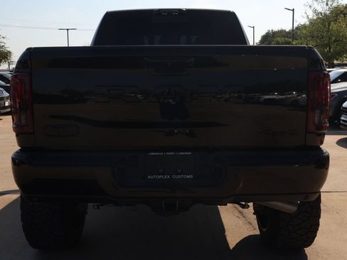 Used 2025 RAM 2500 Limited AWD/4WD image 6