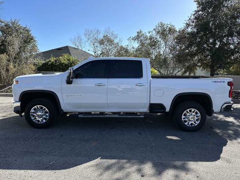 Certified 2023 Chevrolet Silverado 2500 LTZ image 3