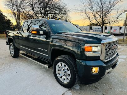 Used 2019 GMC Sierra 2500 Denali w/ Duramax Plus Package