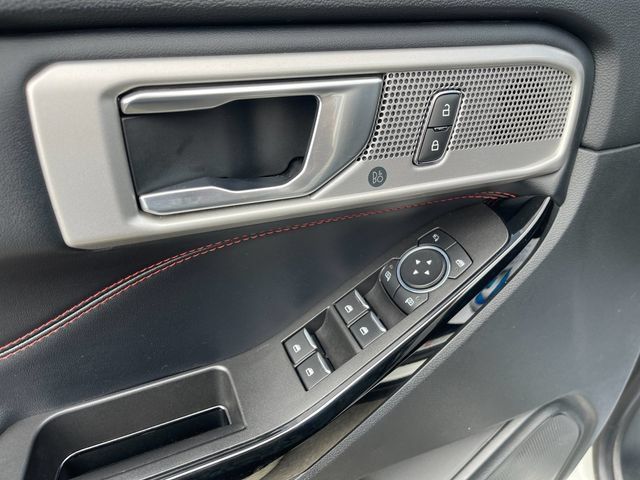 Used 2022 Ford Explorer ST-Line RWD image 13