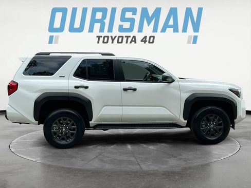 Used 2026 Toyota 4Runner SR5 AWD/4WD image 9