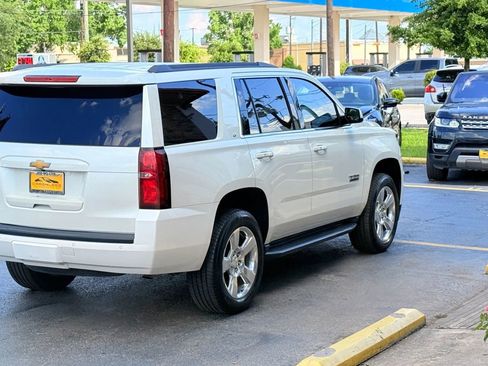 Used 2015 Chevrolet Tahoe LT w/ Luxury Package RWD image 8