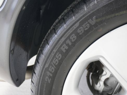 Used 2015 Buick Encore Convenience image 23