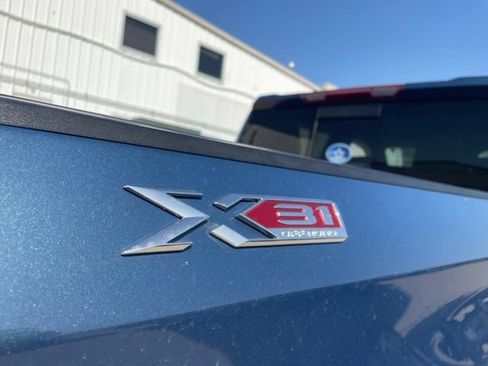 Used 2024 GMC Sierra 1500 SLT AWD/4WD image 35