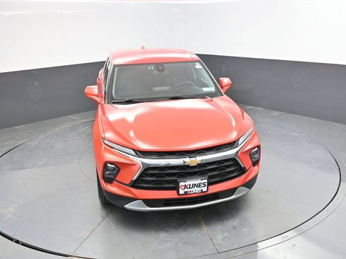 Used 2025 Chevrolet Blazer LT FWD image 24