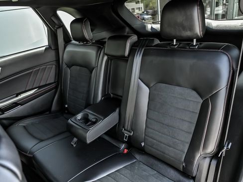 Certified 2023 Ford Edge ST-Line AWD/4WD image 18