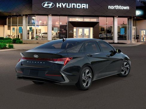 New 2026 Hyundai Elantra SEL Sport Premium FWD image 4