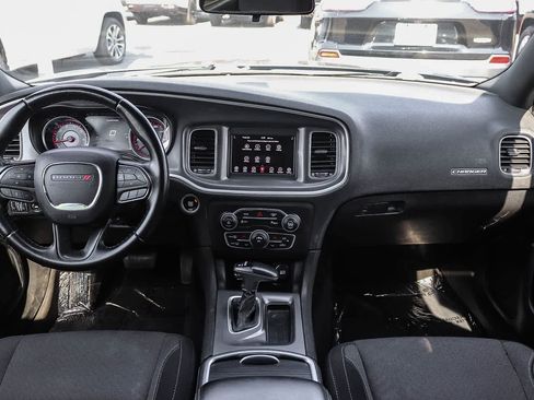Used 2022 Dodge Charger SXT RWD image 11