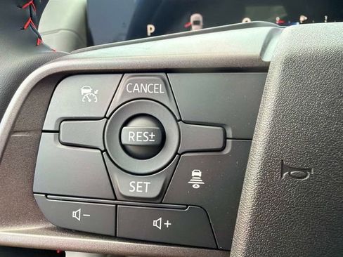 New 2026 Nissan Sentra SR w/ Floor Mat Package FWD image 25