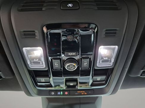 New 2026 Cadillac Escalade ESV Platinum Sport w/ LPO, ONYX Package AWD/4WD image 48