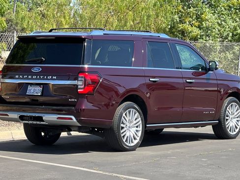 Certified 2023 Ford Expedition Max Platinum AWD/4WD image 2