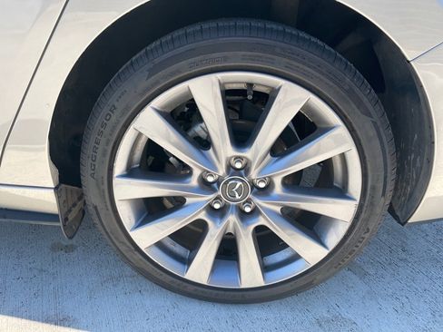 Used 2024 MAZDA MAZDA3 s image 23