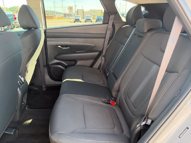 Used 2025 Hyundai Tucson SEL AWD/4WD image 14