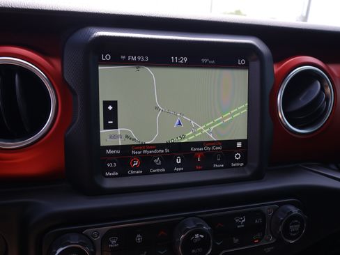 Used 2019 Jeep Wrangler Unlimited Rubicon AWD/4WD image 34