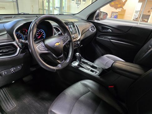 Used 2018 Chevrolet Equinox Premier AWD/4WD image 16