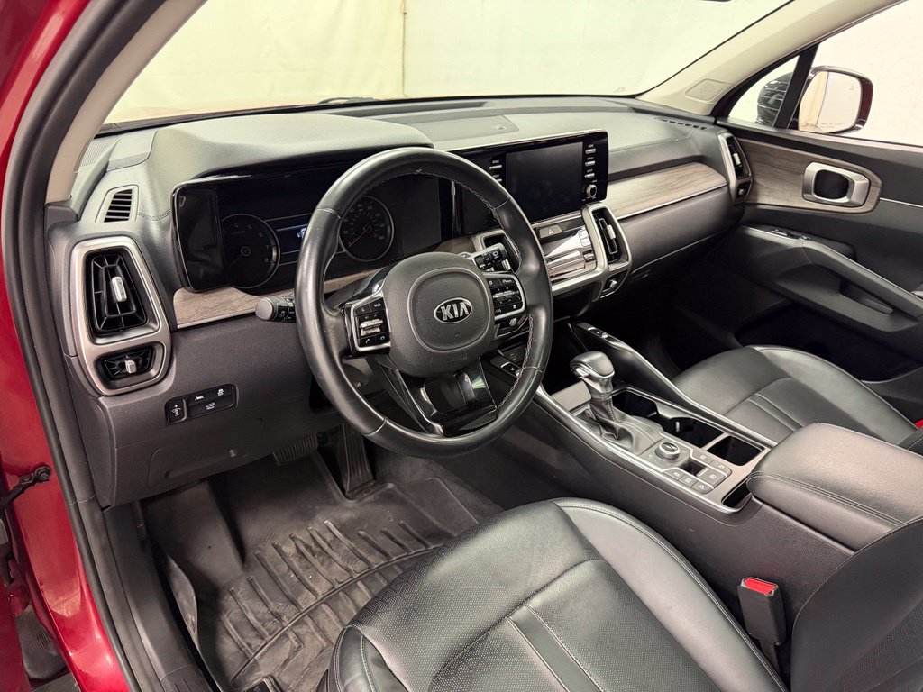 Used 2021 Kia Sorento EX w/ Panoramic Sunroof Package AWD/4WD image 22