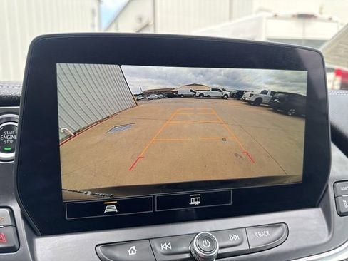 Used 2025 Chevrolet Blazer LT AWD/4WD image 15
