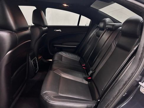 Used 2016 Dodge Charger SXT w/ AWD Plus Group image 13