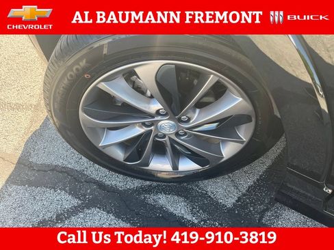 Used 2023 Buick Encore GX Select w/ Sport Touring Package FWD image 27