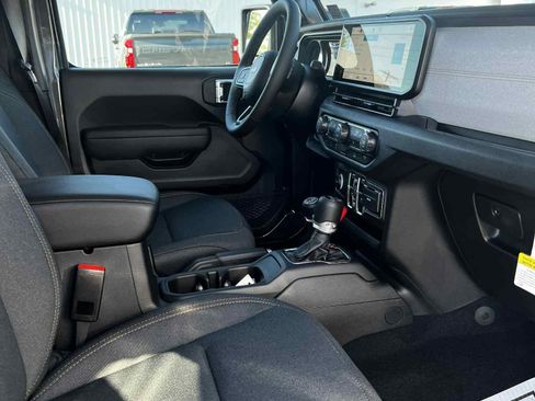 New 2026 Jeep Wrangler Unlimited Sport image 12